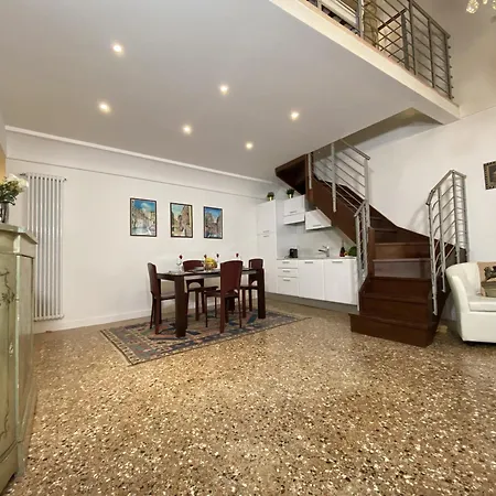 Manin Terrace, 200m From St Marks Square Apartmán